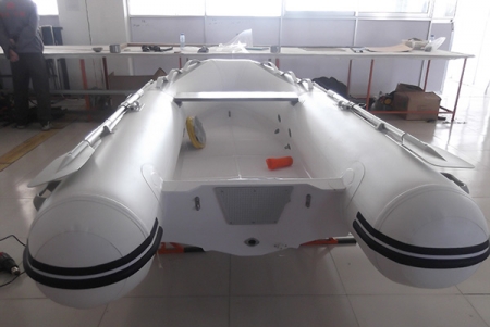 SD520-铝制底板_威海阳光游艇有限公司