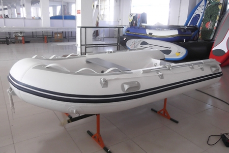 SD520-铝制底板_威海阳光游艇有限公司